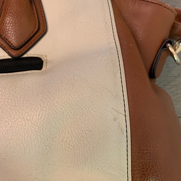 Handbag - Picture 4 of 4